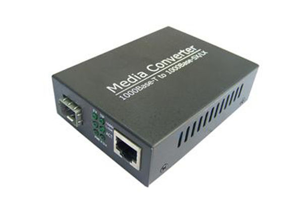 100km 10の100つの1000M媒体のコンバーター1 SFP 1のイーサネット ポート