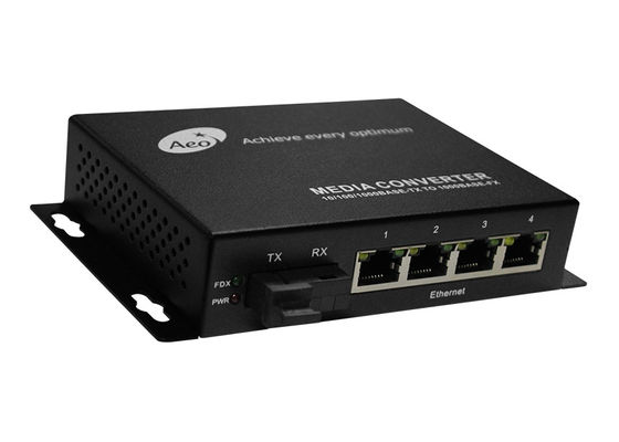 1つの繊維の港とのイーサネット媒体のコンバーター4のイーサネットへのIP30繊維